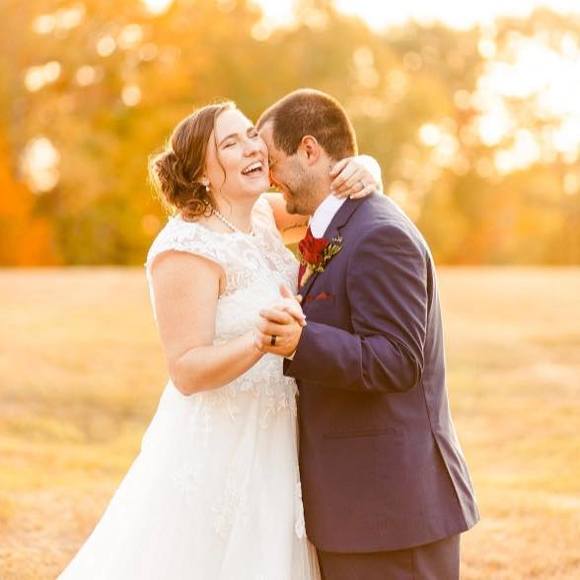 Cassie Langone - Poshmark Profile Picture of Cassie Langone (@sofballsweete33) on Poshmark