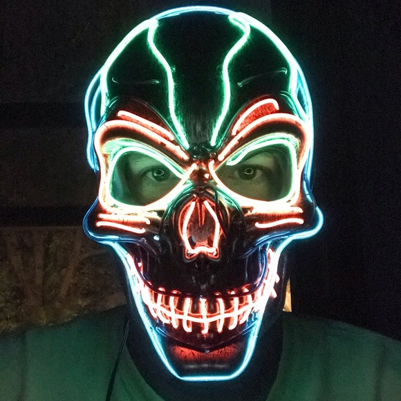 Profile Picture of Bill Schurr (@billschurr) on Poshmark