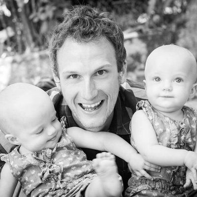 Profile Picture of Christopher Lowe (@ChrisPigeonLowe) on Twitter