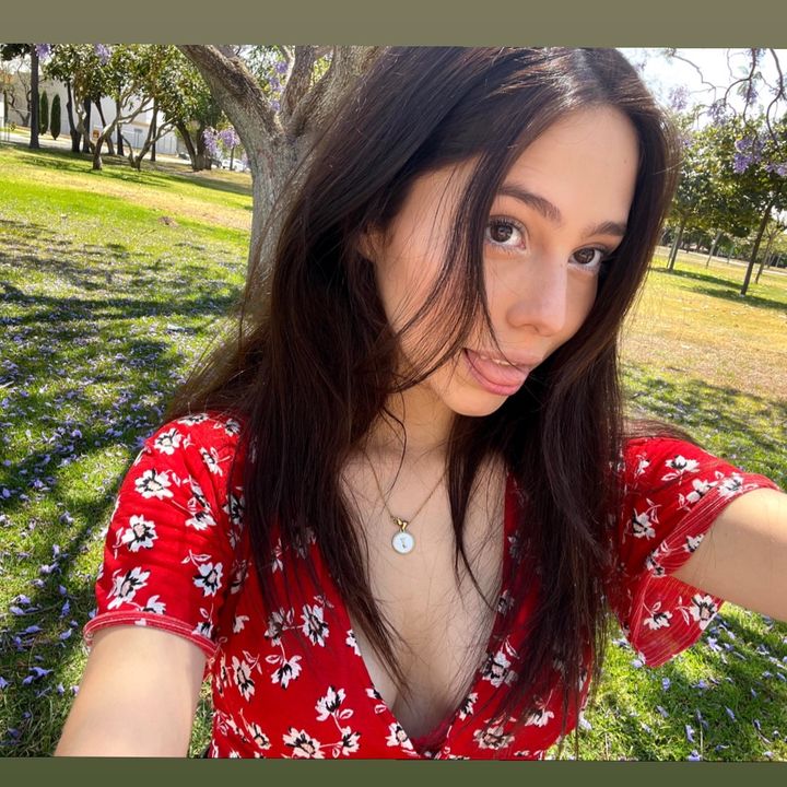 Profile Picture of Janeth (@janetharizb) on Tiktok