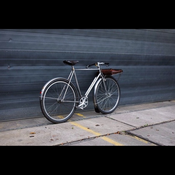 Profile Picture of Alexander Cole (@bankey) on Poshmark