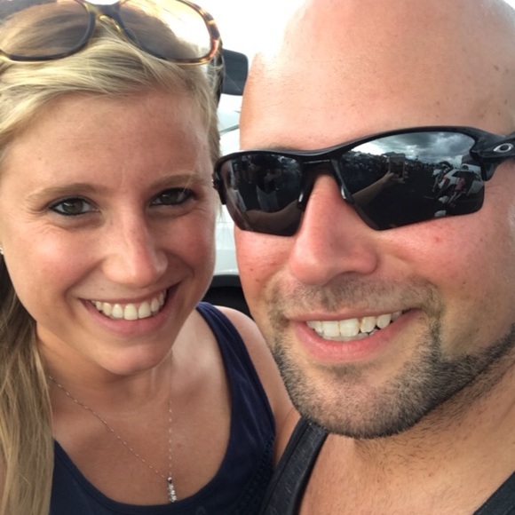 Profile Picture of Arielle Lombardozzi (@ariellerae418) on Poshmark