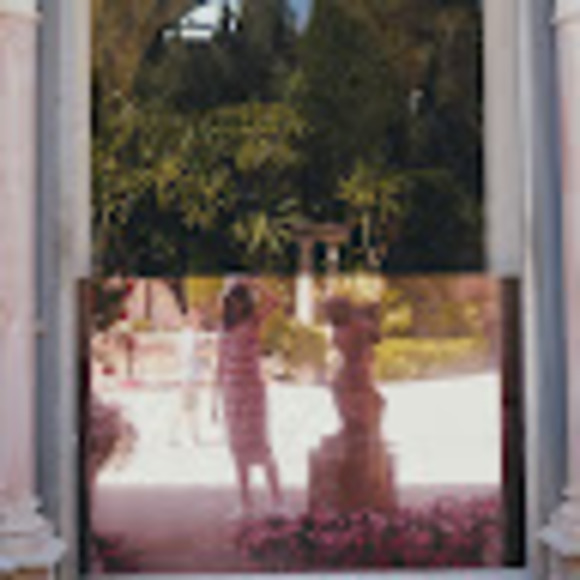 Profile Picture of Jingwei Ren (@amyyir) on Poshmark