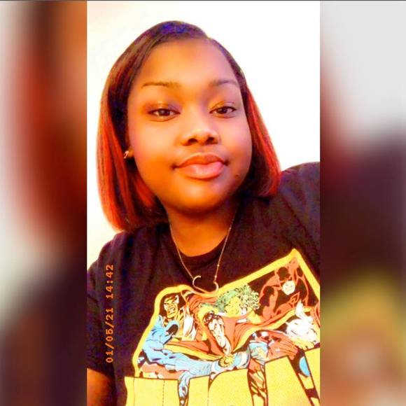 Profile Picture of Chyna Wilson (@chyna_26) on Poshmark