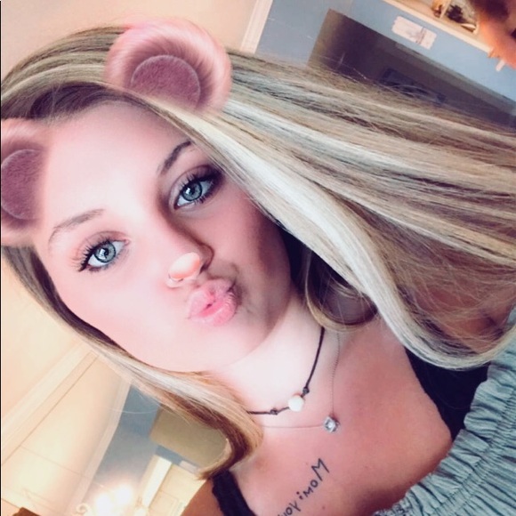 Profile Picture of Paige Tice (@paigetice21) on Poshmark