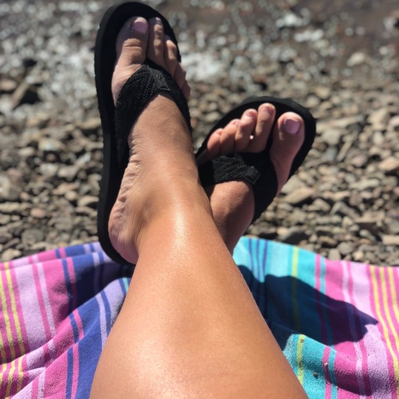 Profile Picture of Jacynthia Mitchell (@jacynthiam) on Poshmark