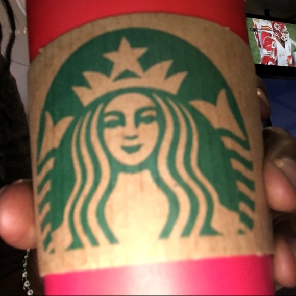 Profile Picture of Atong Alier (@alieratong123) on Poshmark