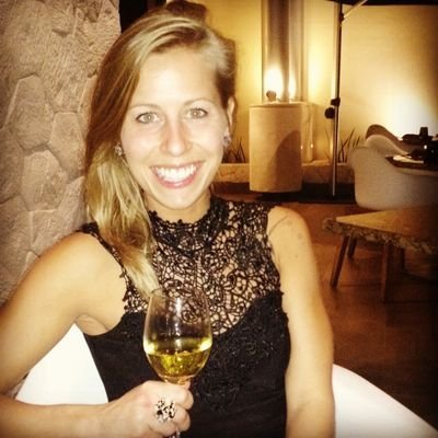 Profile Picture of Sabrina (@SabFrenchie) on Twitter