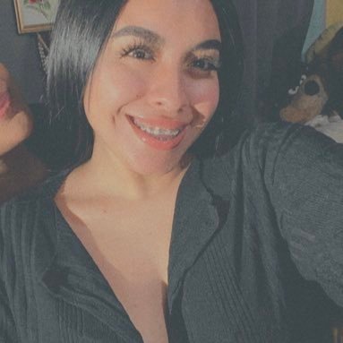 Profile Picture of Angela Gonzalez Alvarez 💛 (@aangela_x) on Twitter