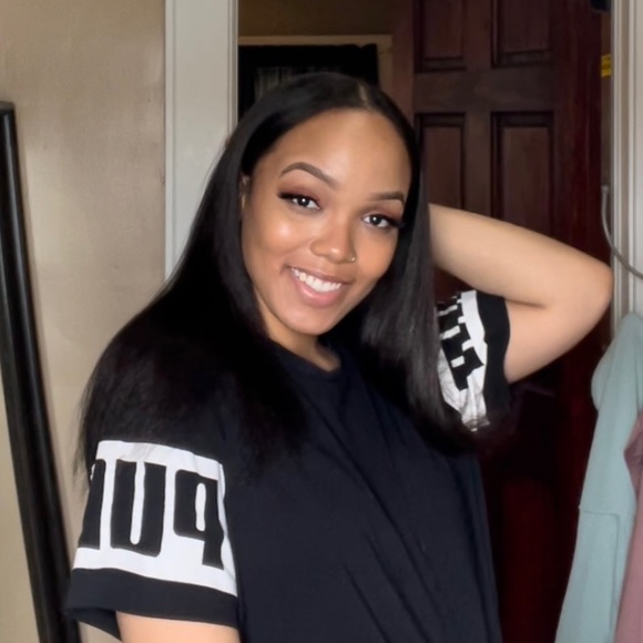 Profile Picture of Natasha Bloomfield (@jah_marie_) on Poshmark