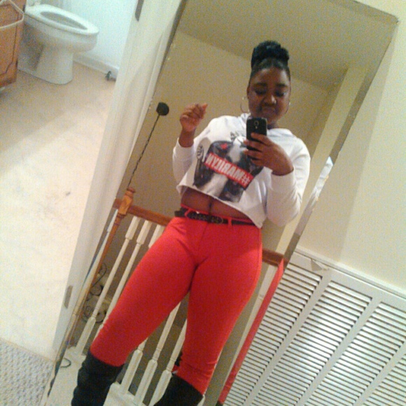 Profile Picture of Dimekyia Wimbush (@mekyia12) on Poshmark