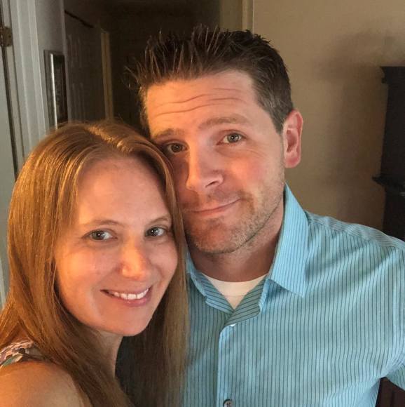 Profile Picture of Lara Thonus (@lara2573) on Poshmark