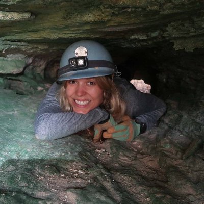 Profile Picture of Jessica Oswald, PhD (@Jessica_Oswald) on Twitter