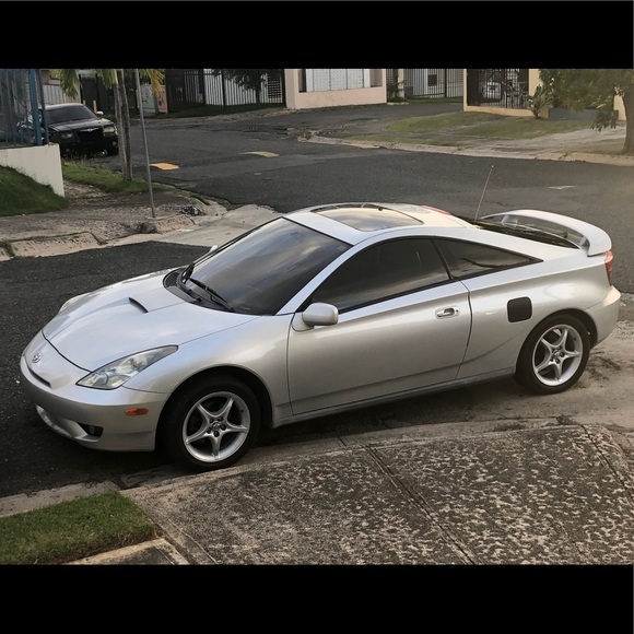 Profile Picture of Evan Toro (@evan_21) on Poshmark