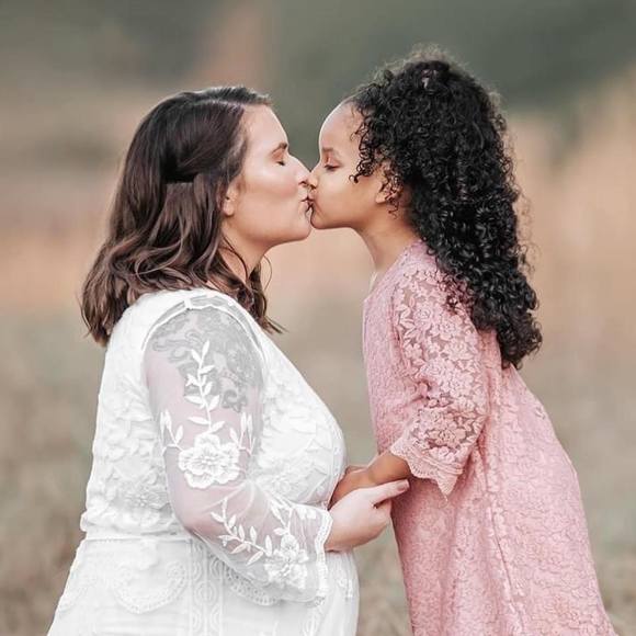 Profile Picture of Kennedy Fairs (@kennedyfairs) on Poshmark