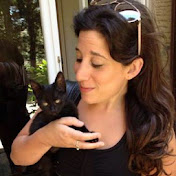 Profile Picture of Aimee Biasiello (@bellabslo) on Youtube