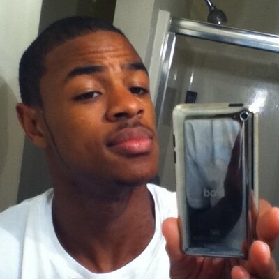 Profile Picture of Aaron Nevins (@MrANevs) on Twitter