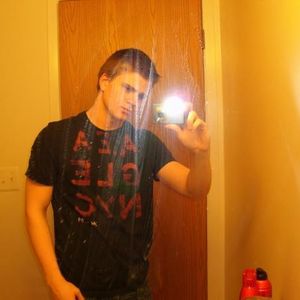 Profile Picture of Bobby Mcgraw (@kingbob302) on Myspace
