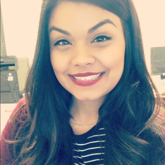 Profile Picture of Bianca Lucio (@blucio2016) on Poshmark