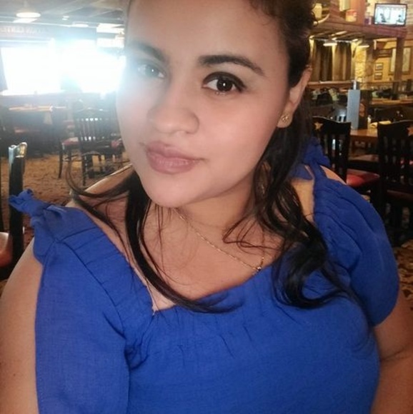 Profile Picture of Saenz Corea (@saenzcorea) on Poshmark