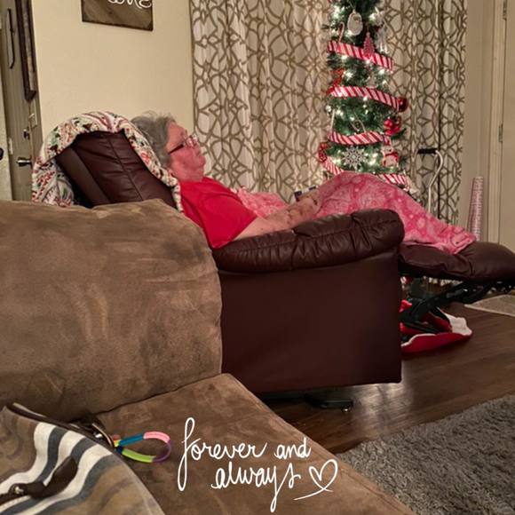 Profile Picture of Maegan Fulkerson (@maegan1985) on Poshmark