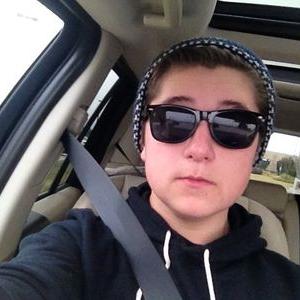 Profile Picture of Chris Haller (@chrishaller_) on Twitter