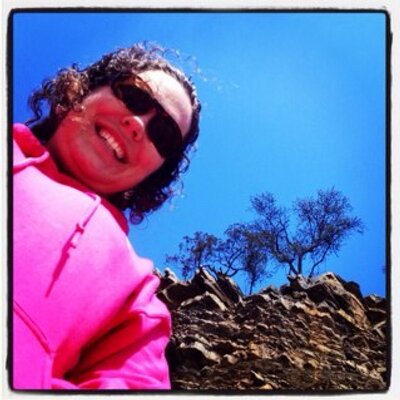 Profile Picture of Amanda MacIntyre (@meemanders) on Twitter