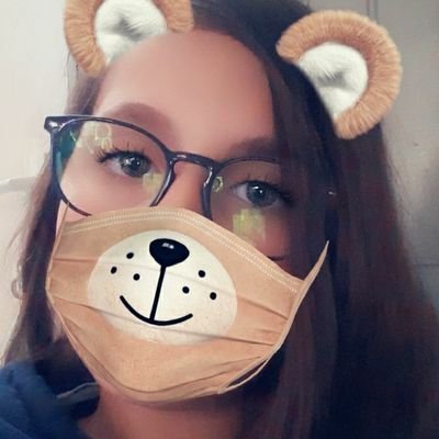 Profile Picture of Elena Richard (@ElenaRichard17) on Twitter