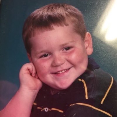 Profile Picture of Barney (@Alex_Barnes27) on Twitter