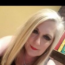 Profile Picture of Debra Hudson (@DebraBar27) on Twitter