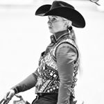 Profile Picture of Julia Köhl (@koehlshowhorses) on Instagram