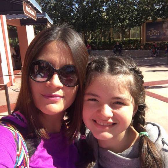 Profile Picture of Eliana Menoscal (@elimenoscal) on Poshmark