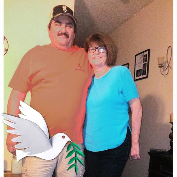Profile Picture of Libby Amacker (@luckymom1965) on Poshmark