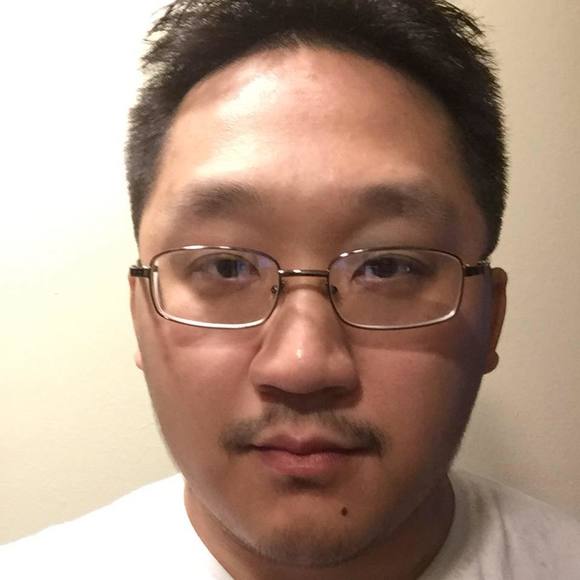 Profile Picture of Steven Xiong (@xiongy) on Poshmark