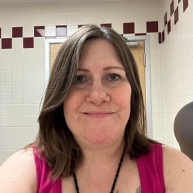 Profile Picture of Stacie Greer (@greerlsv) on Pinterest