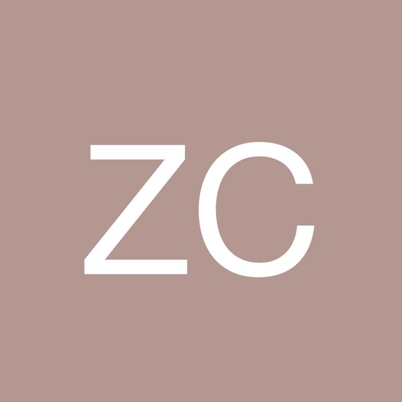 Profile Picture of Zoe Cappe (@zcappe) on Poshmark