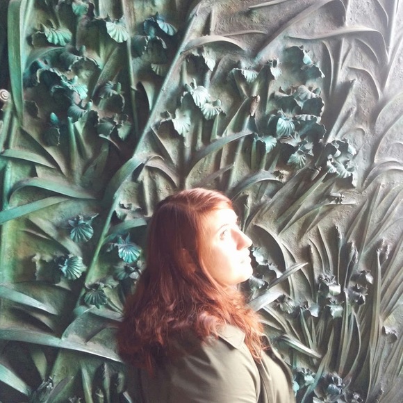 Profile Picture of Lisa Davies (@lacdavies) on Poshmark