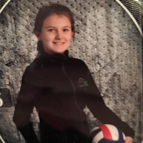 Liv Lasee - Poshmark Profile Picture of Liv Lasee (@emojiness) on Poshmark