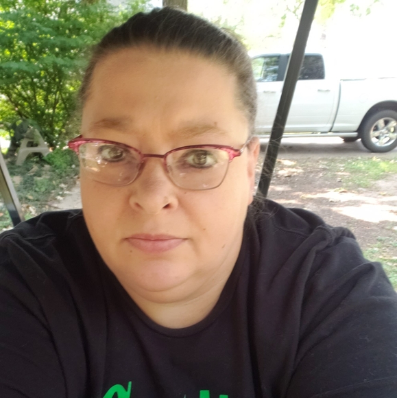 Profile Picture of Candi Nance-kovac (@candikland) on Poshmark