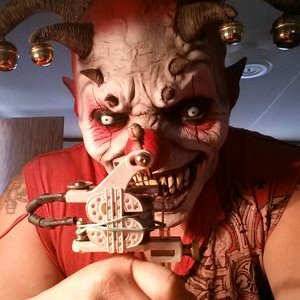 Profile Picture of Brock Steel (@skeeters_barry) on Twitter