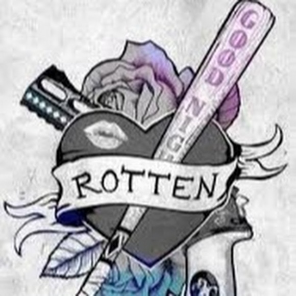 Profile Picture of Deanna Rustay (@drustay407) on Poshmark