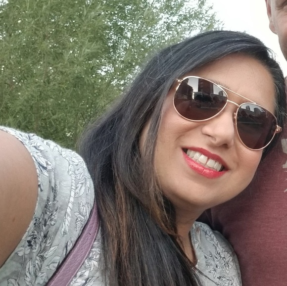 Profile Picture of Pavan Singh (@pavan_singh) on Poshmark