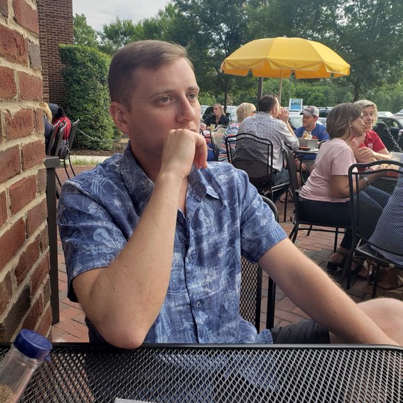 Profile Picture of Taylor Reeps (@treeps09) on Poshmark