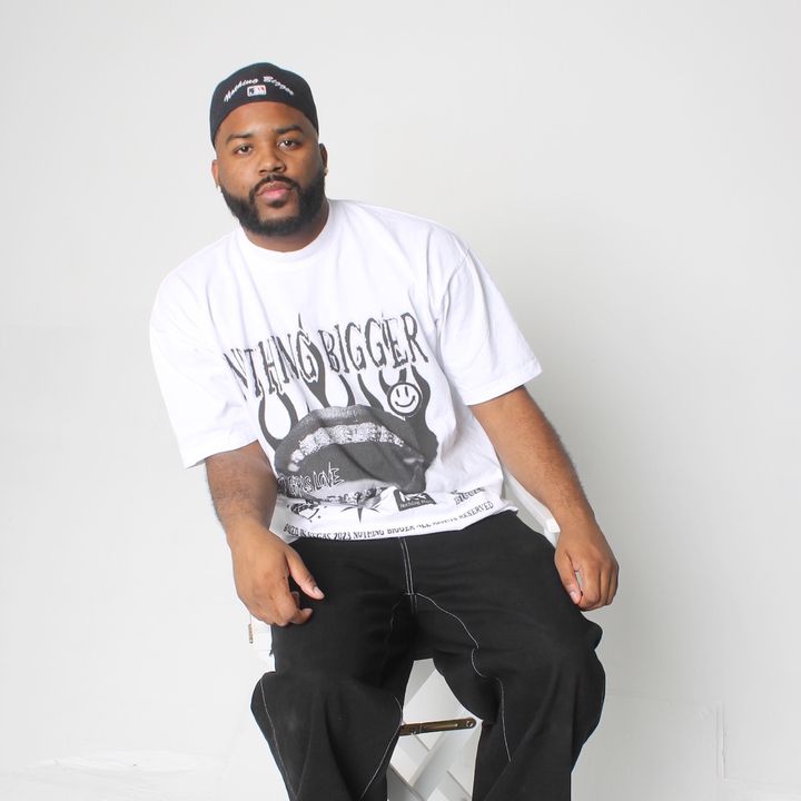 Profile Picture of   Kris Coe (@krisjcoe) TikTok... (@krisjcoe) on Tiktok