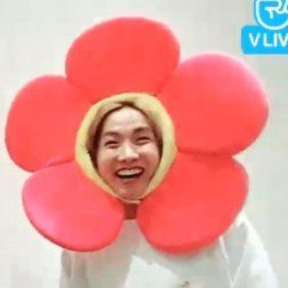 Profile Picture of Marley Kretser (@jiminsjams_7) on Poshmark