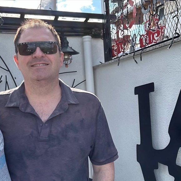 Profile Picture of Ryan Harruff (@ryanharruff777) on Poshmark