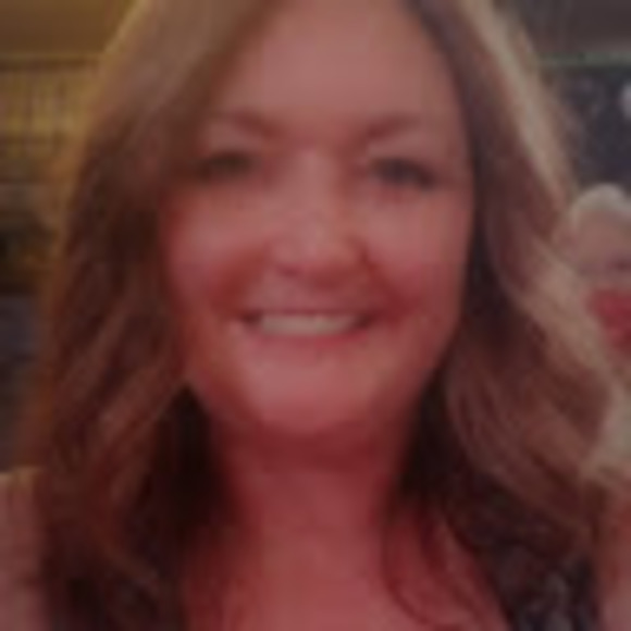 Profile Picture of Marjorie Bentzinger (@mbentzinger) on Poshmark