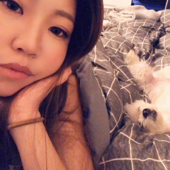 Profile Picture of Wendy Quan (@wendyquan93) on Poshmark