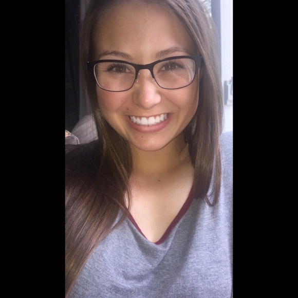 Profile Picture of Morgan Letteriello (@letteriello15) on Poshmark