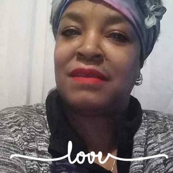 Profile Picture of Celeen Johnson (@celeenjohnson) on Poshmark